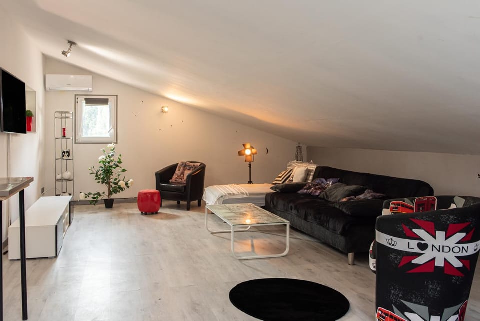 Property building, Living room