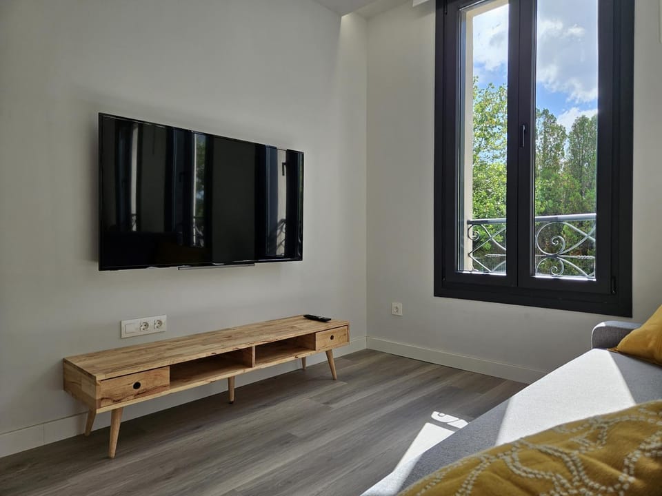1A105 Precioso apartamento en zona exclusiva by R2R Consulting Apartment in Gijón