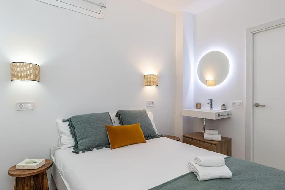 Duplex in B. Salamaca - Wizink Center 6 Pax H126 Apartment in Madrid