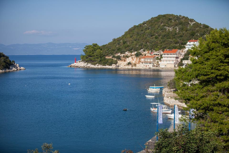 Neighbourhood, Natural landscape