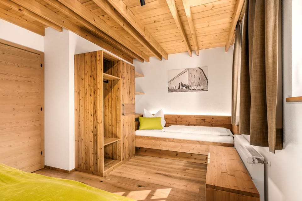 Living room, Bedroom
