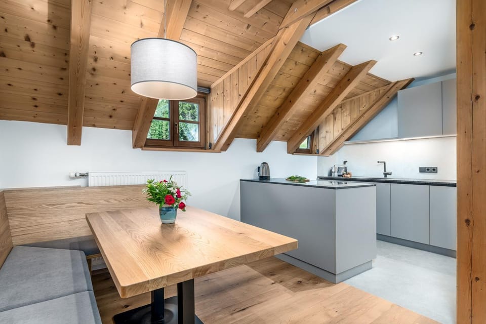 Property building, Kitchen or kitchenette, Living room