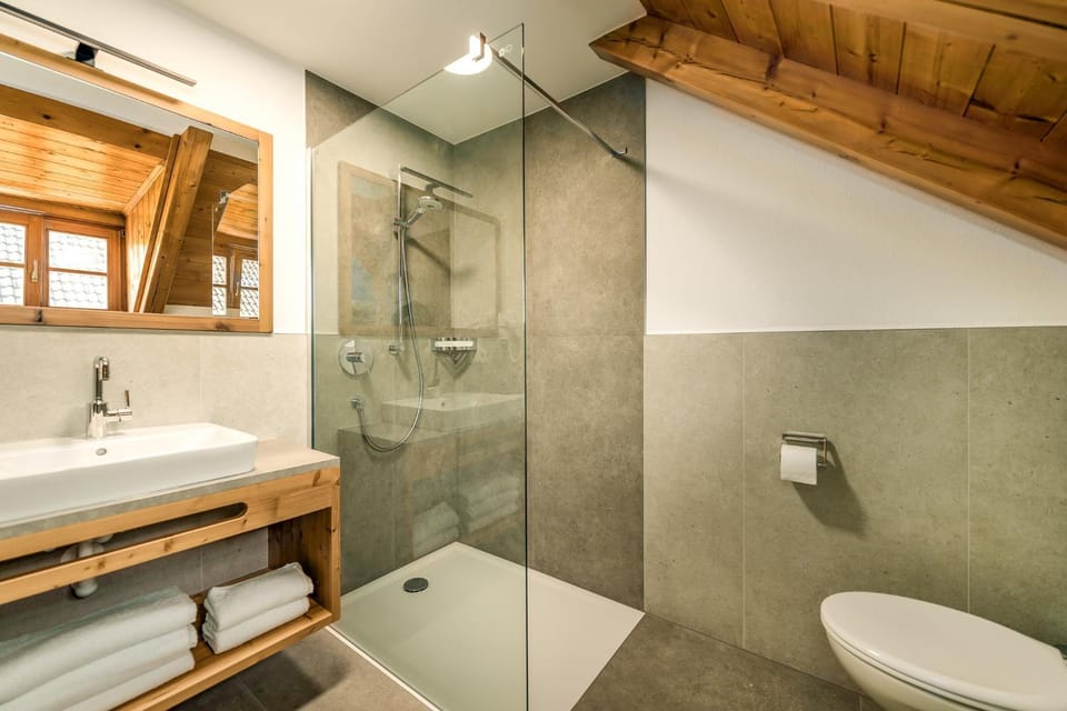 Bathroom, Living room
