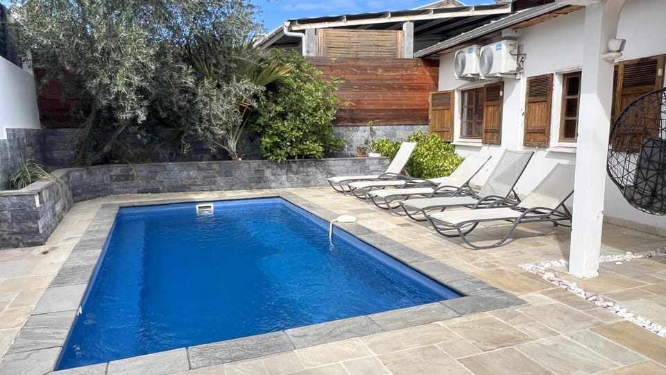 Solarium, Swimming pool