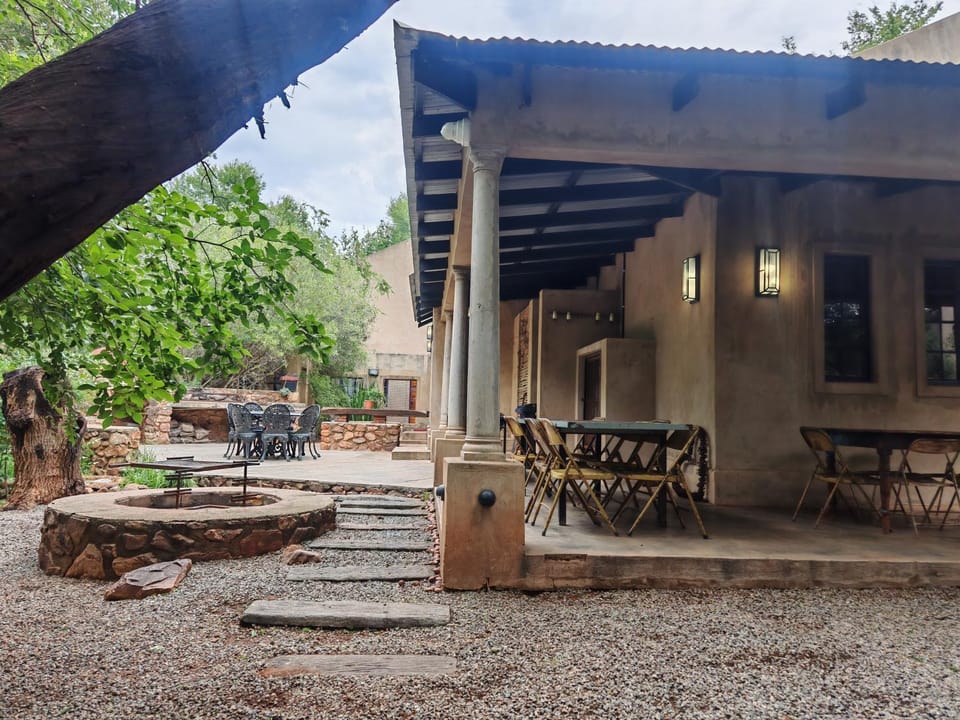 Patio, Dining area