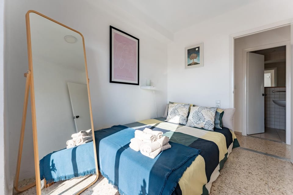 Living room, Bedroom