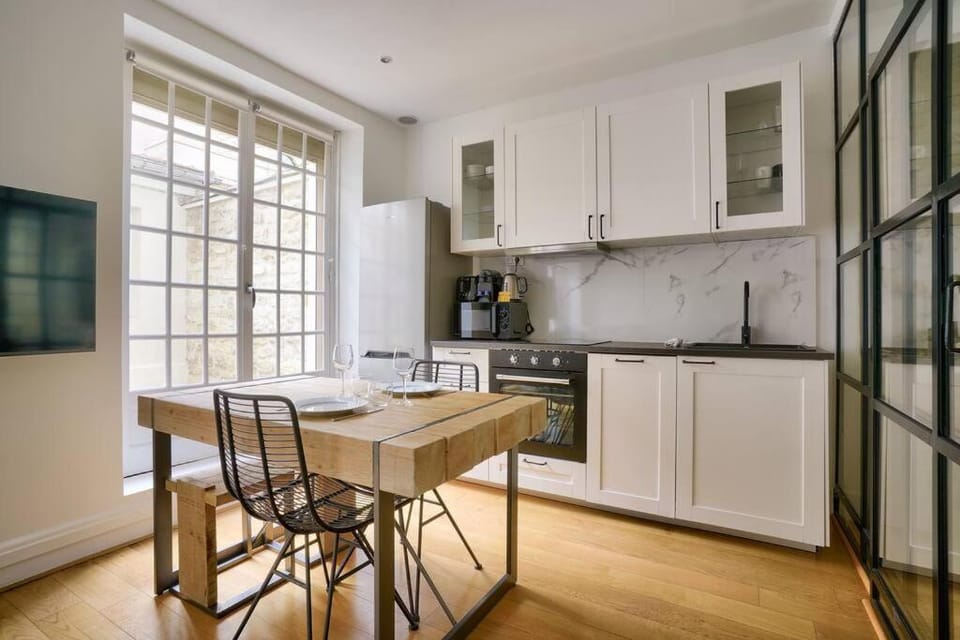 Magnifique appartement proche Tour Eiffel Apartment in Paris