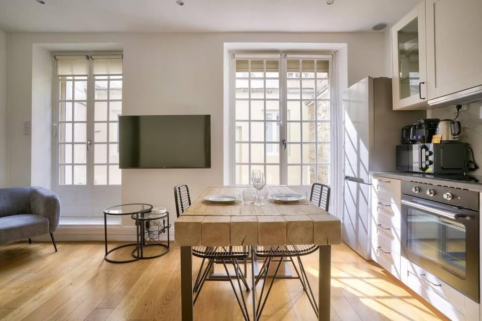 Magnifique appartement proche Tour Eiffel Apartment in Paris