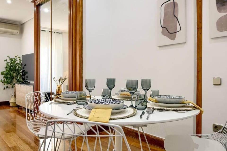 Cozy flat in the center of Madrid-COMEND-3-DE Apartment in Centro