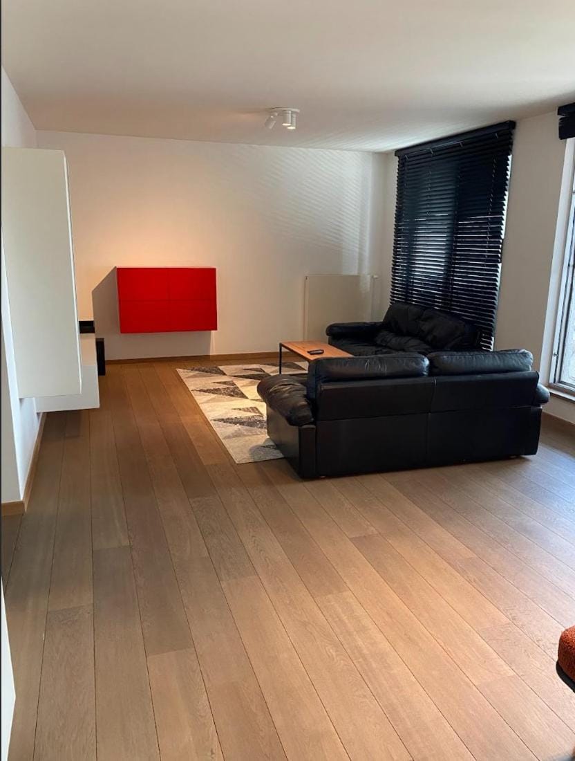 TV and multimedia, Living room, Photo of the whole room, Seating area