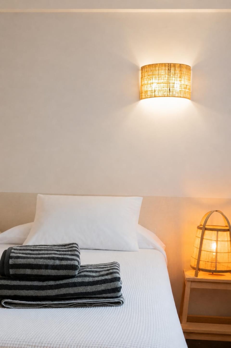 Decorative detail, Bedroom, towels