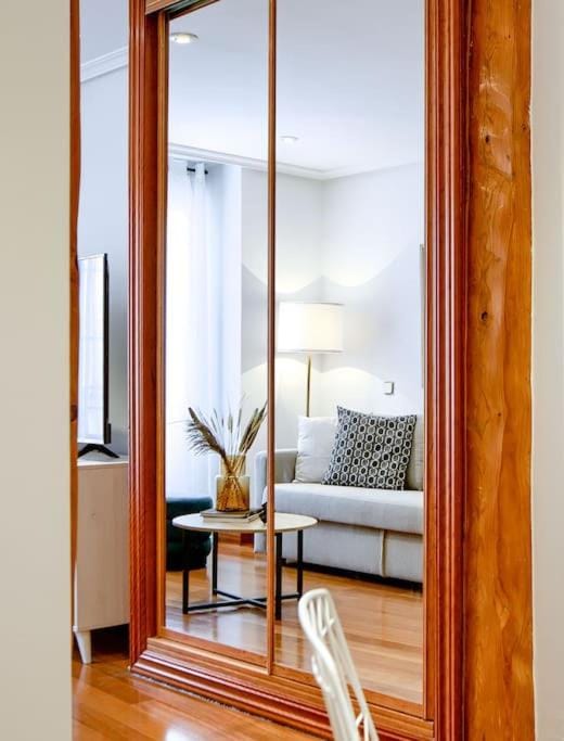 Authentic apartment in Madrid-COMENDA-1-DE Apartment in Centro