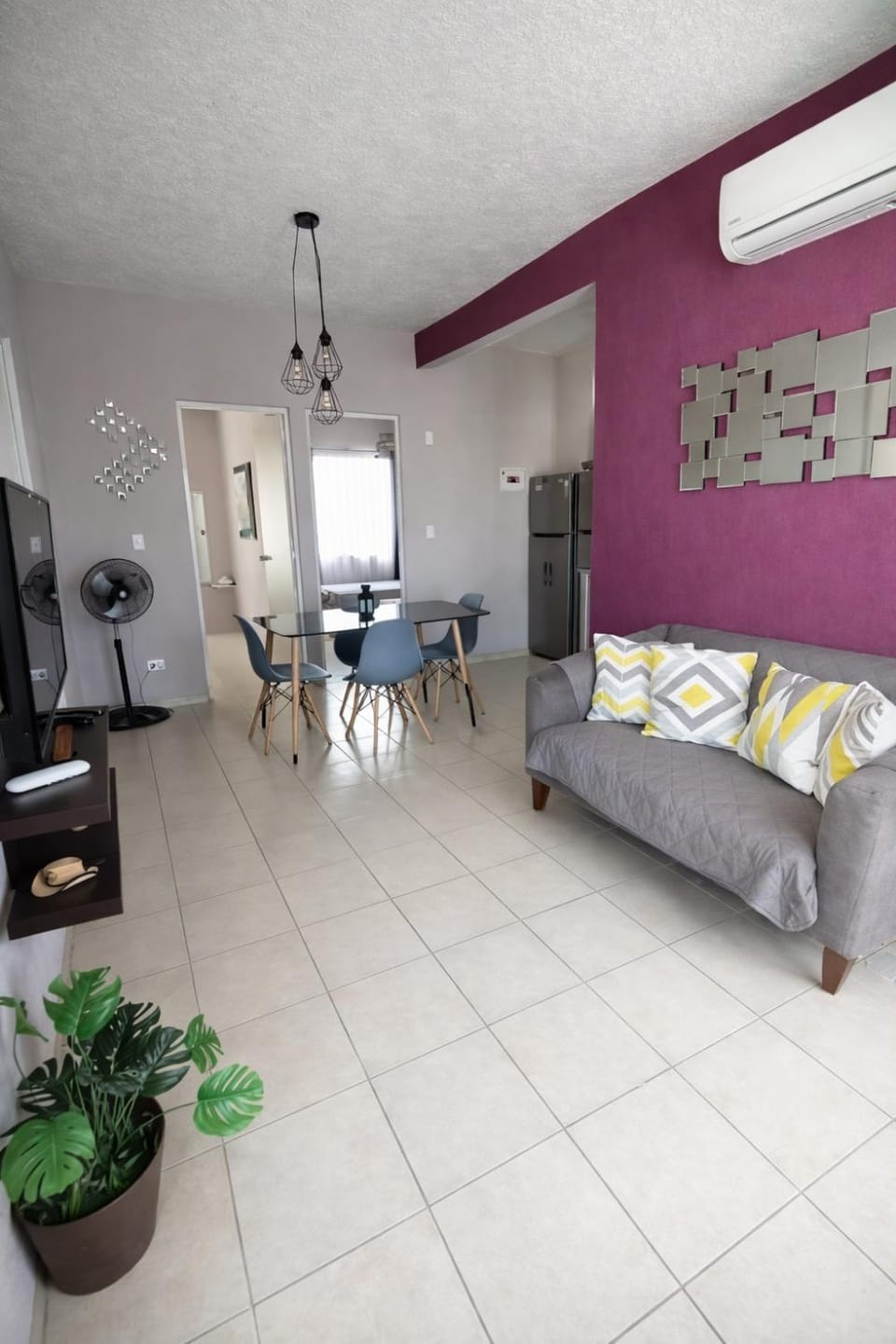 Communal lounge/ TV room, Living room