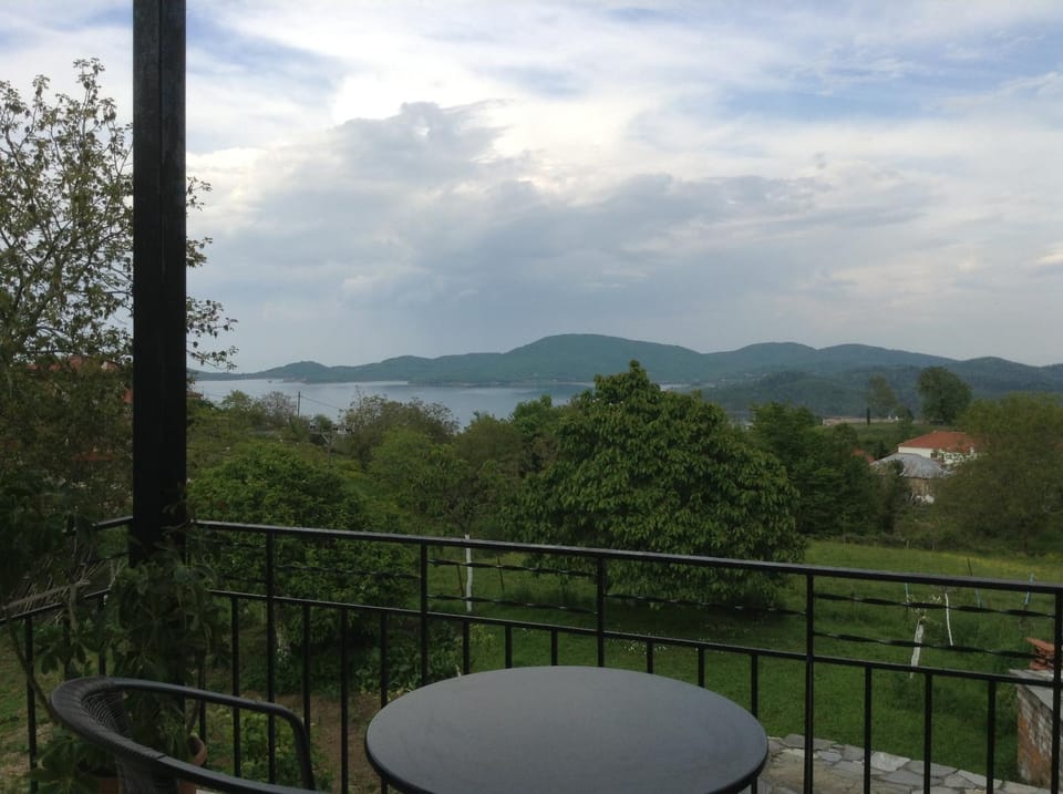 Guesthouse Lamprini Bed and Breakfast in Peloponnese, Western Greece and the Ionian
