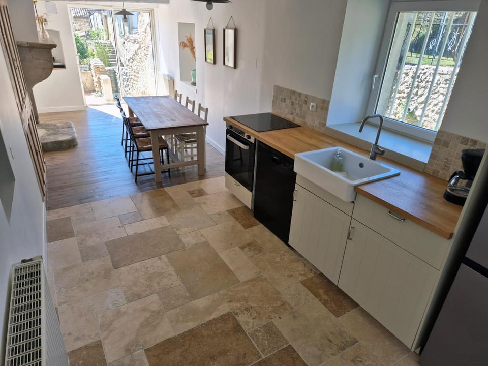 Meals, stove, kitchen