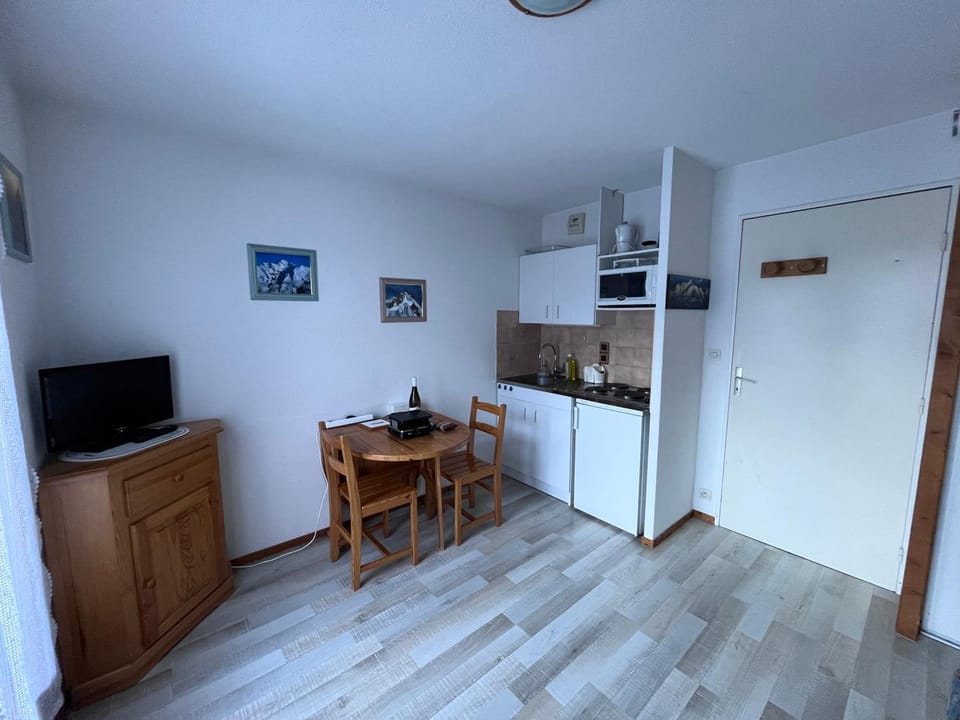 Aux Pieds des pistes en plein soleil Apartment in Les Contamines-Montjoie