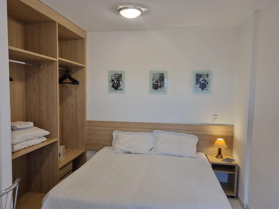 Bed, Decorative detail, microwave