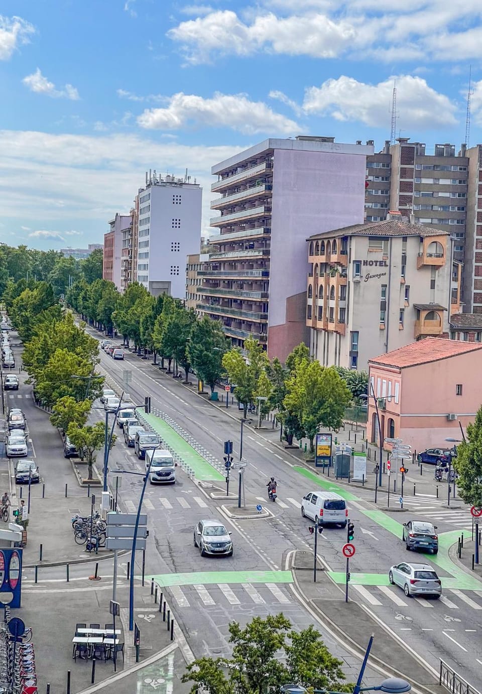 Neighbourhood, Street view, Location