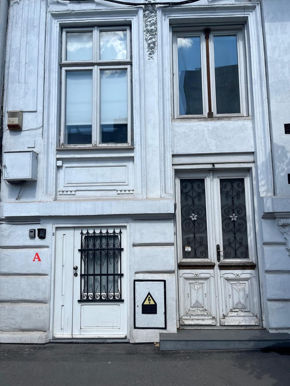 Old Town Napoleon Crib Apartment in Bucharest