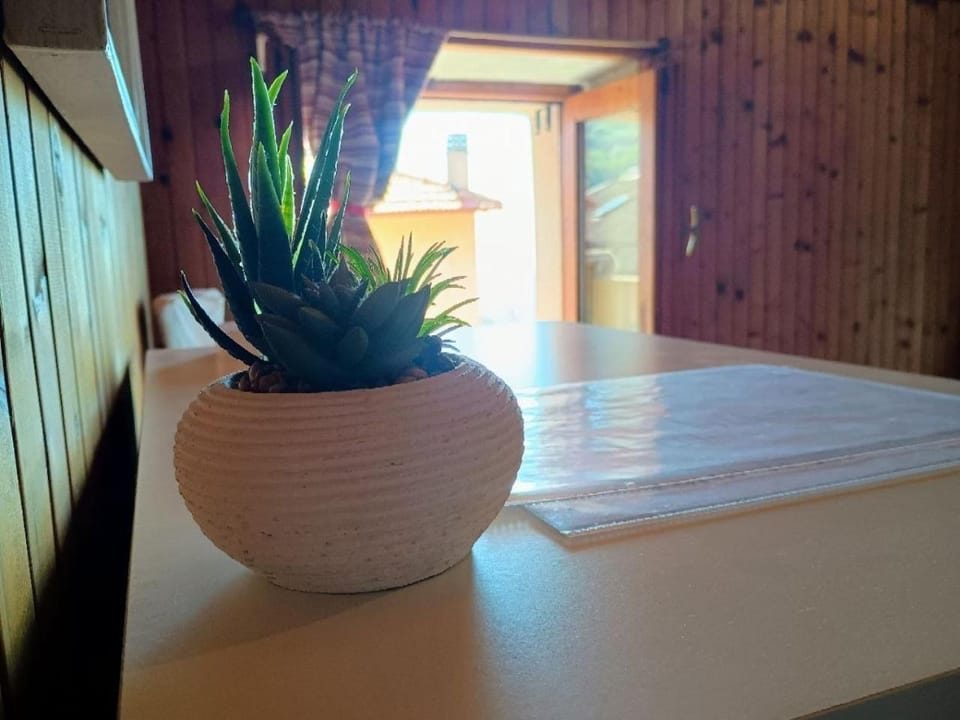 Affascinante Mansarda nel Cuore di Brunate Vacation rental in Como