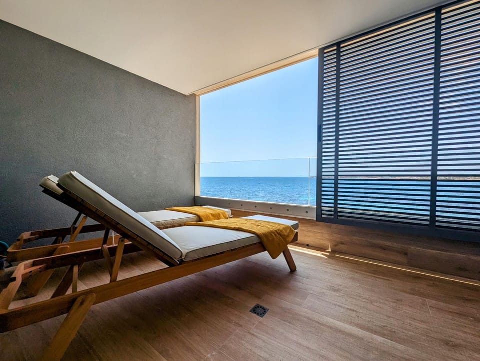 Natural landscape, Balcony/Terrace, Seating area, Sea view, Sunset, sunbed