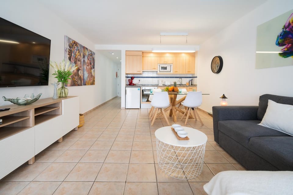 TV and multimedia, Kitchen or kitchenette, Dining area