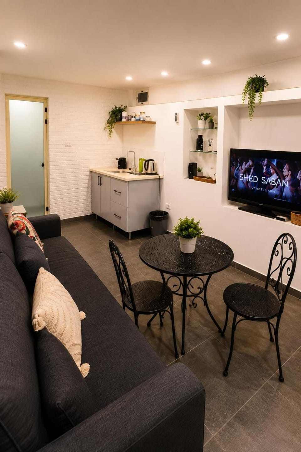 פינה בעמק Apartment in North District
