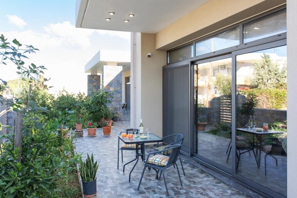 Nikolas Villa House in Crete