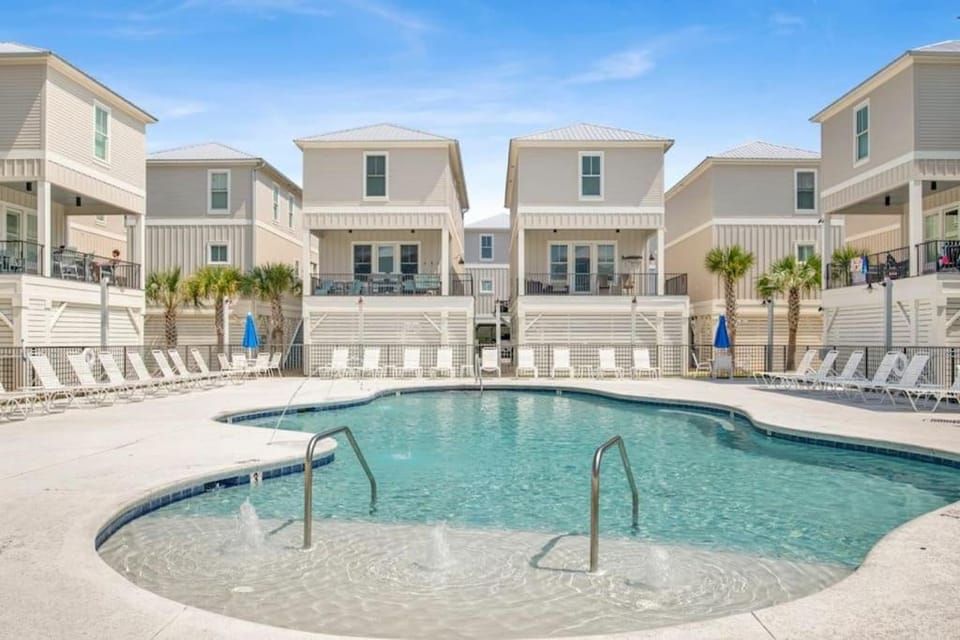 Change In Latitude House in West Beach