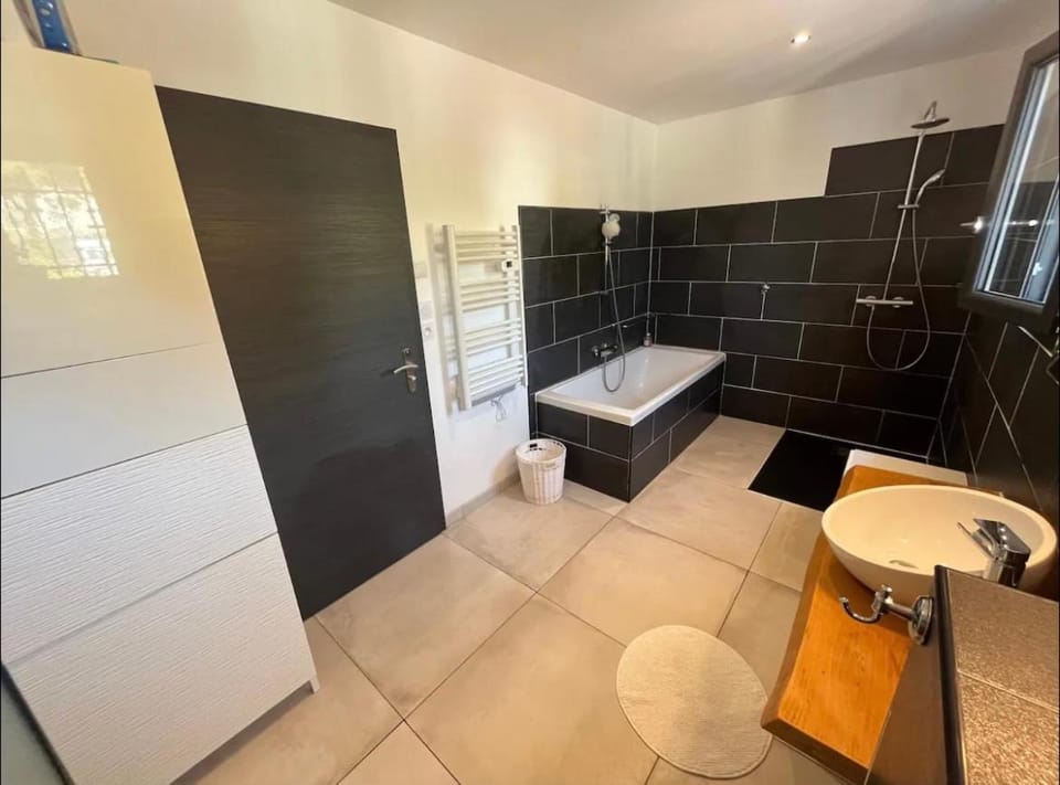 Villa dans les hauteurs de Marseille Villa in Marseille