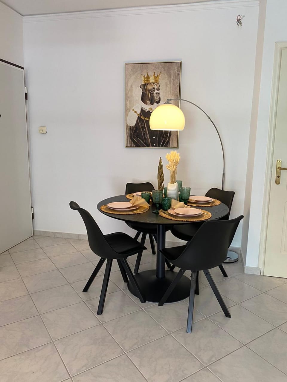 2 BD Top Floor Aprt with Acropolis view Apartment in Athens