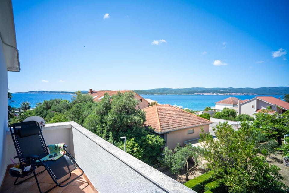 Natural landscape, Balcony/Terrace, Sea view