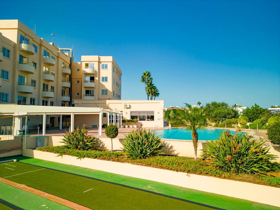 Property building, Natural landscape, Garden view, Pool view, Swimming pool