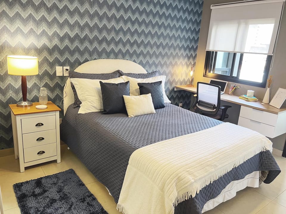 Photo of the whole room, Bedroom