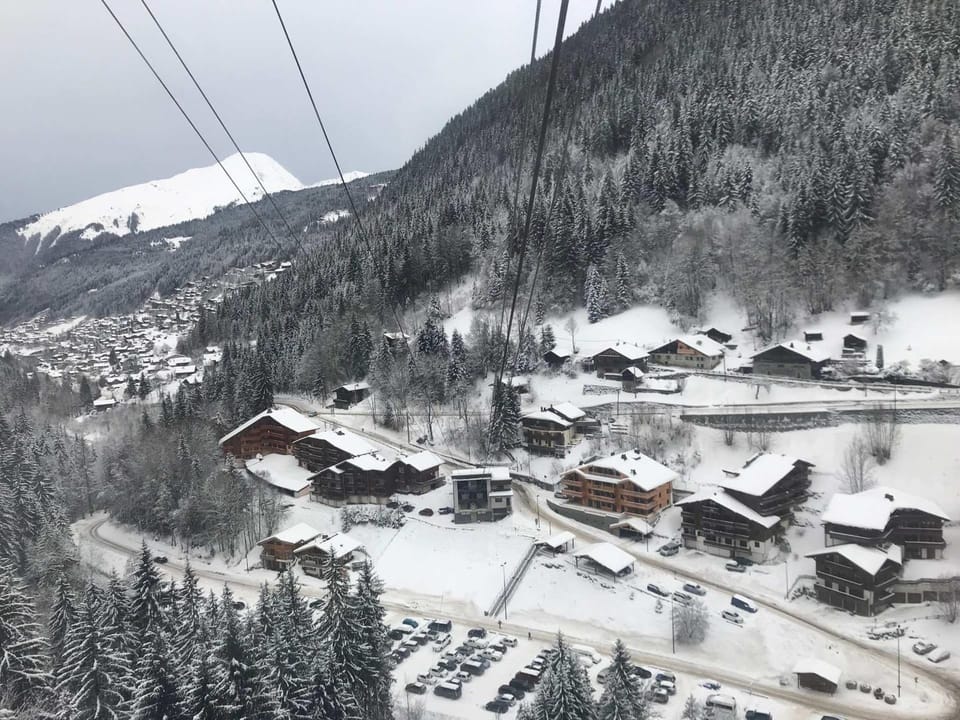 Appartement 4 chambres au pied des pistes Morzine-Les Gets, parking, 8 personnes - FR-1-754-14 Apartment in Morzine