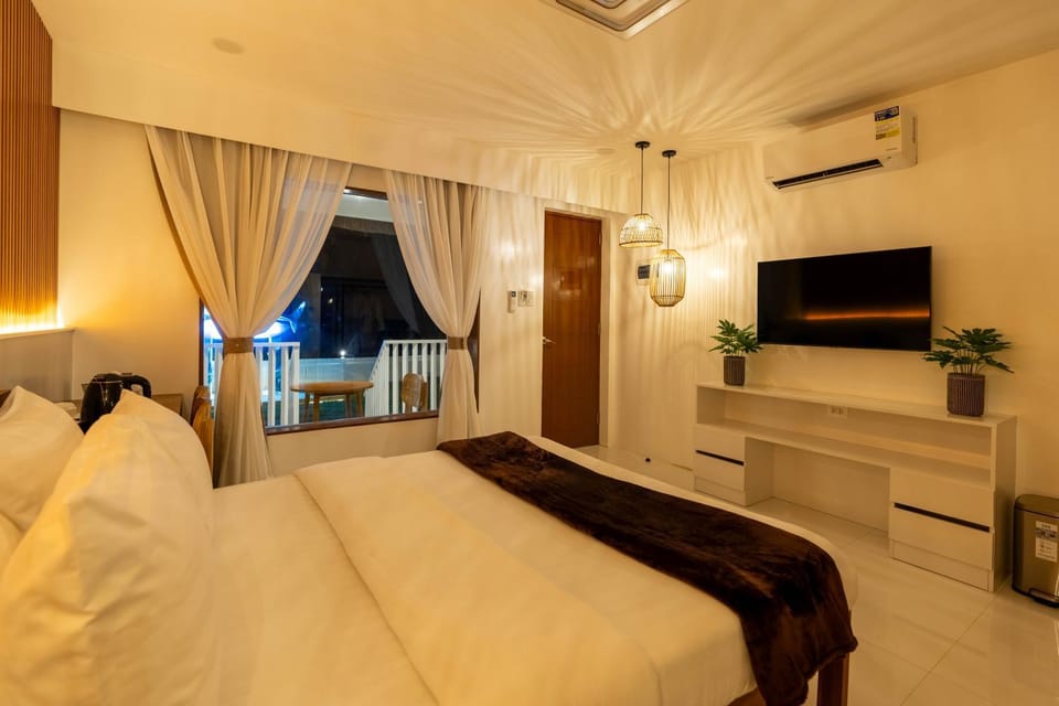Serene Oasis Resort - Oslob Cebu Philippines Hotel in Central Visayas