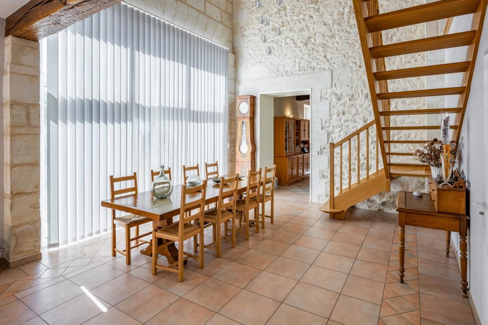 Dining area, Meeting/conference room
