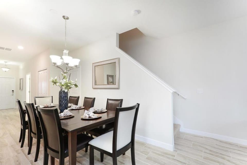 Stunning Storey Lake Villa Prime Location House in Kissimmee