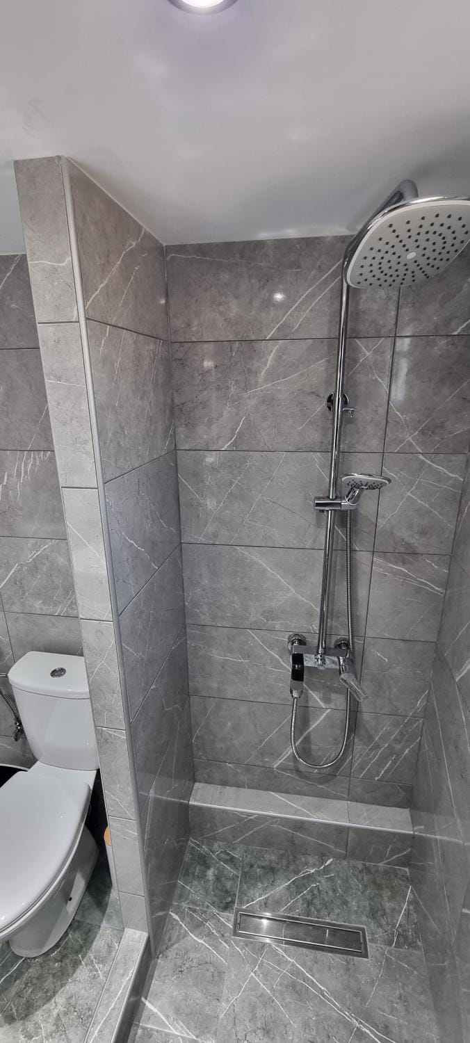 Shower, Toilet, Bathroom