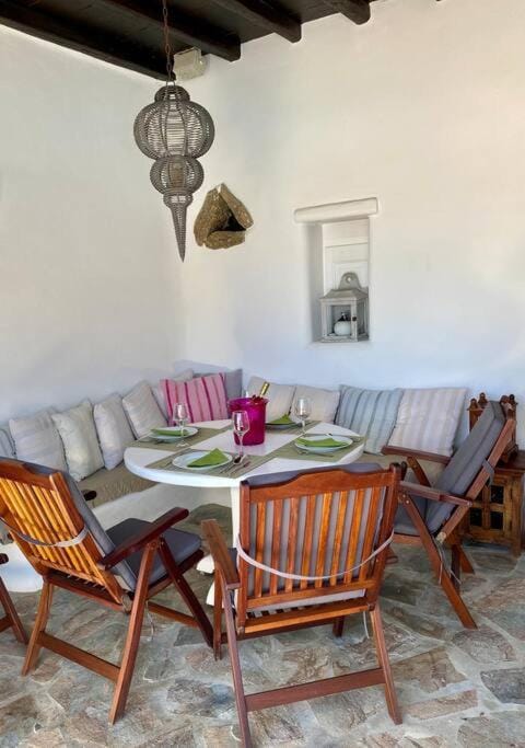 AGRARI VILLAGE Pool Residence House in Mykonos, Mikonos 846 00, Greece