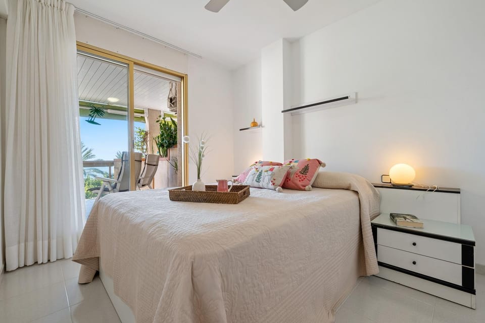 Living room, Bedroom