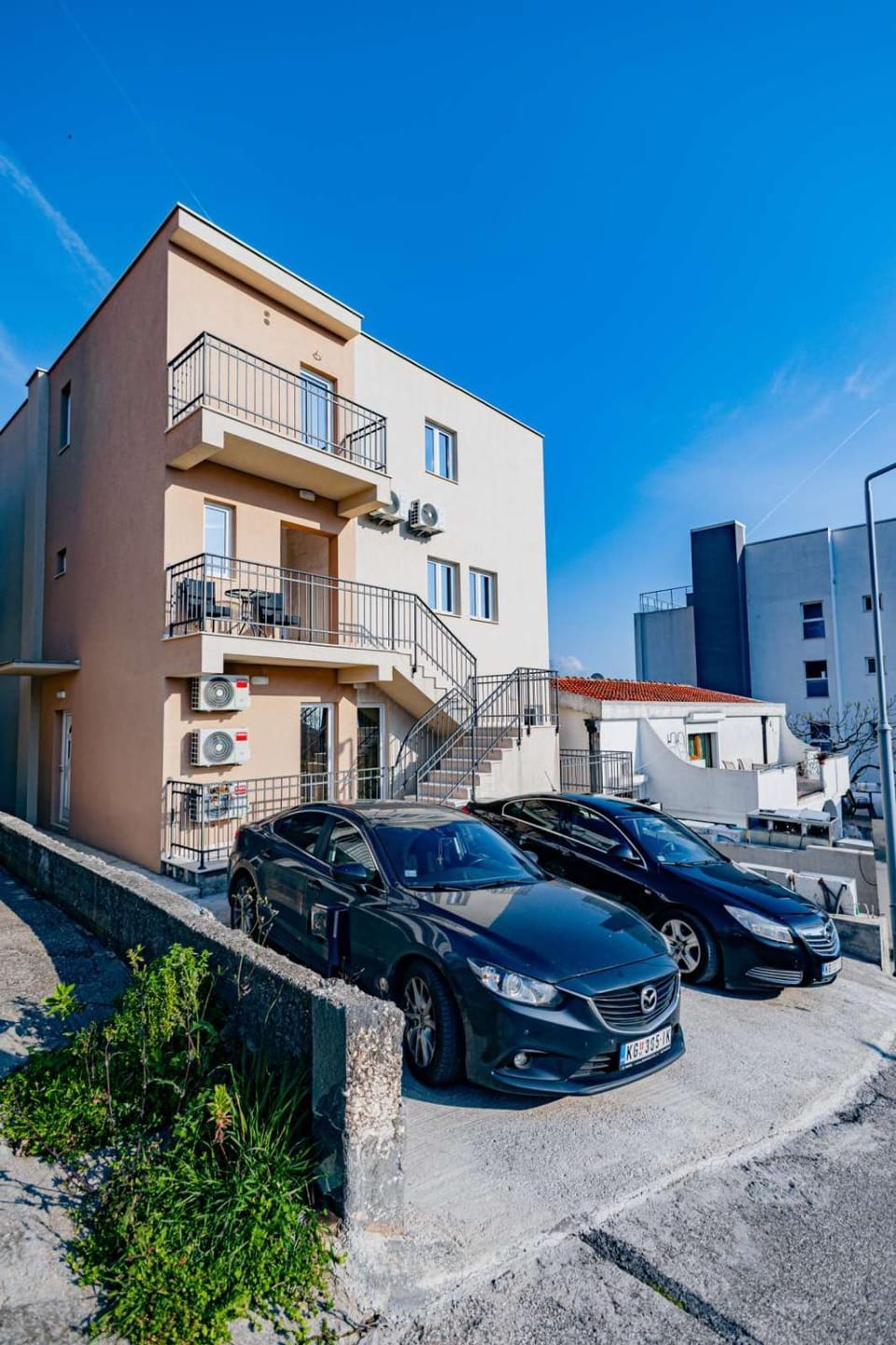 Property building, Parking