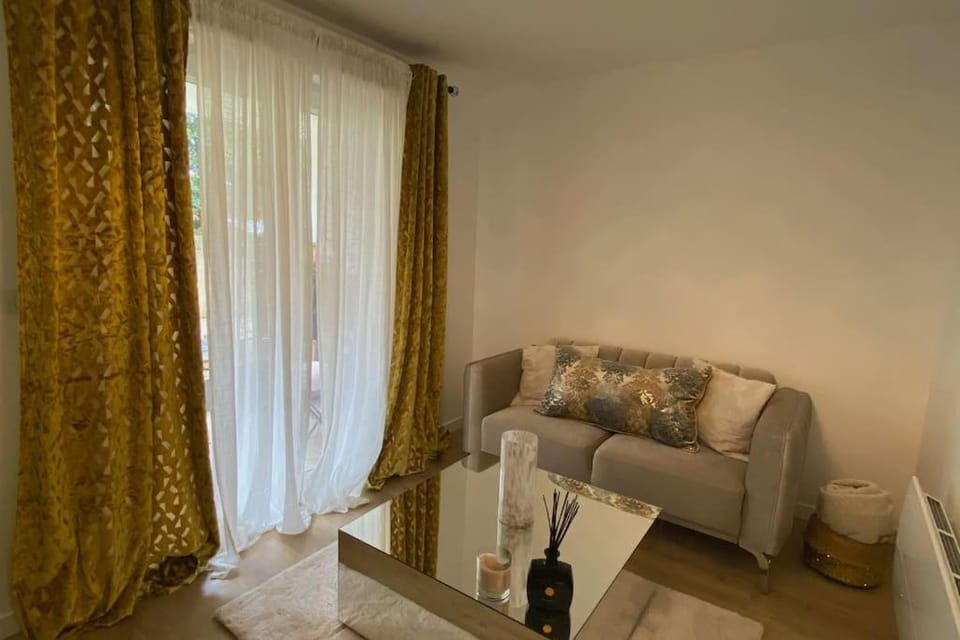 Le studio de Manon Apartment in Carquefou