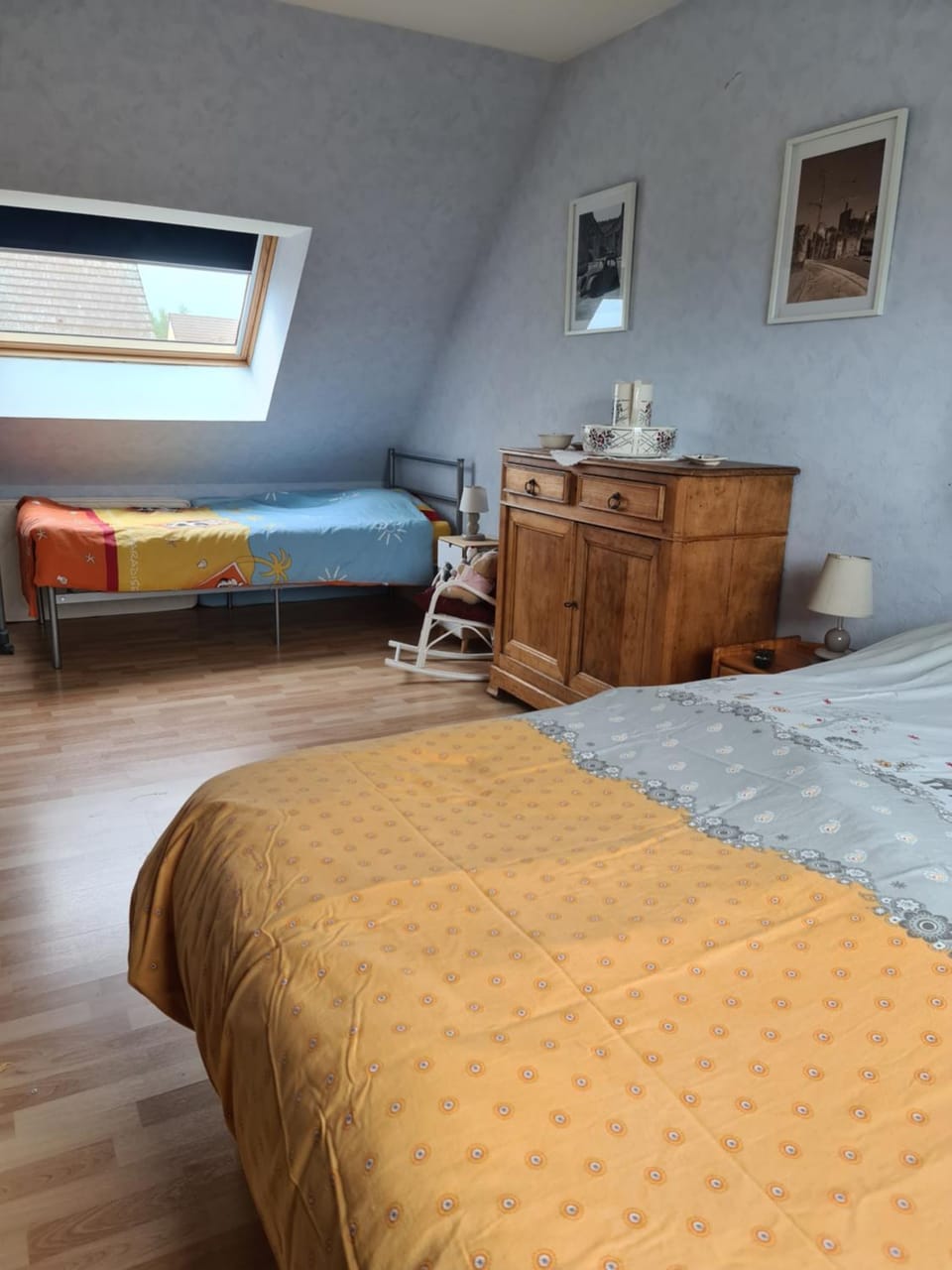 Photo of the whole room