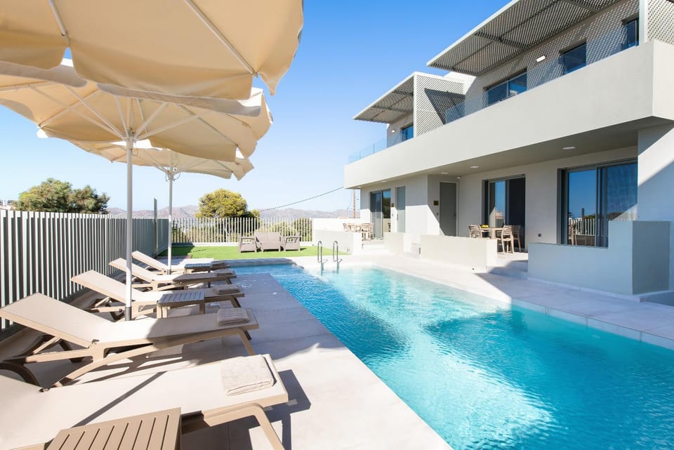 Property building, Swimming pool