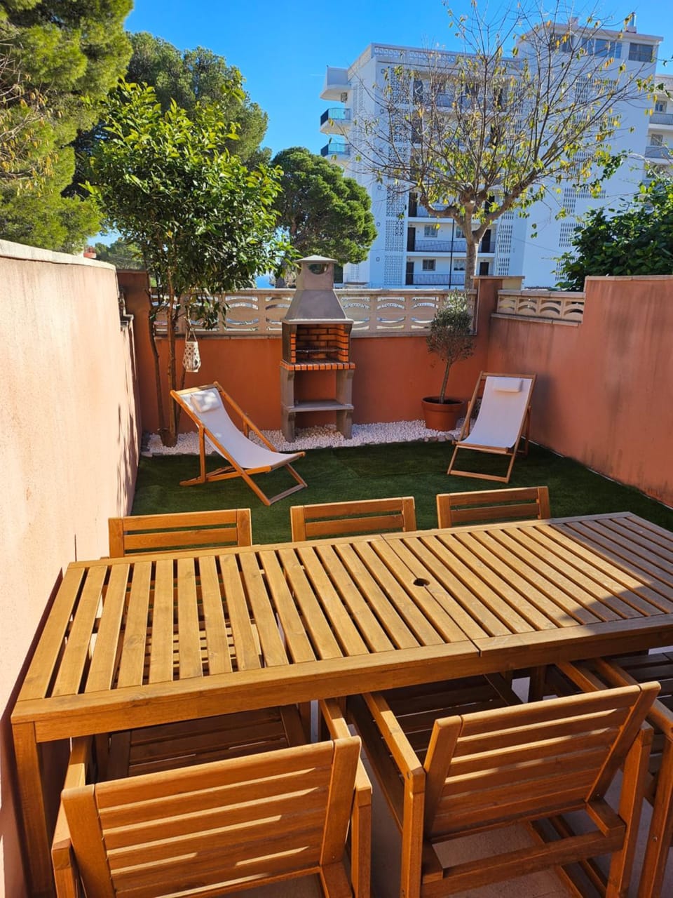 Patio, Dining area