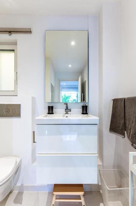 Toilet, Bathroom