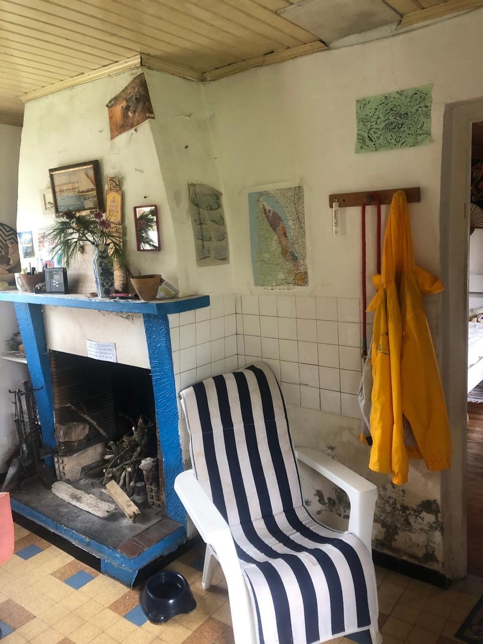 Property building, Living room