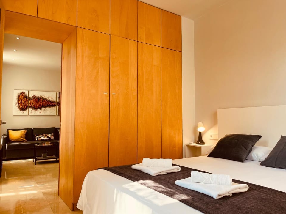 Bedroom, wardrobe