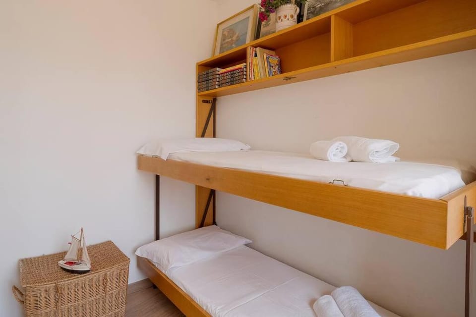 Sea View Apartment - 2 bedrooms Apartment in Sanremo